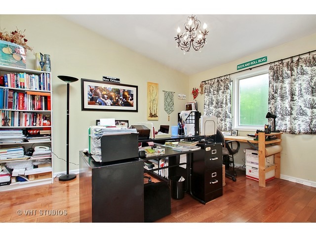 3203 Hill Ln, Wilmette, IL 60091 photo 9