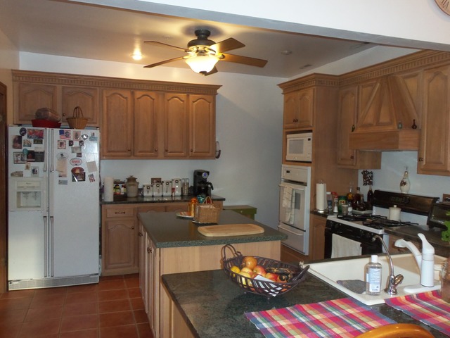 555 E 12th St, Lockport, IL 60441 photo 4