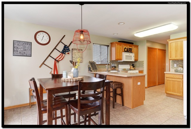 816 Blackhawk Dr, Braidwood, IL 60408 photo 17