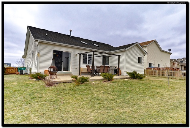 816 Blackhawk Dr, Braidwood, IL 60408 photo 20