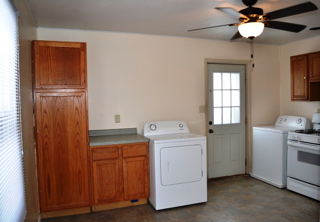 603 Spring Ave, Dekalb, IL 60115 photo 5