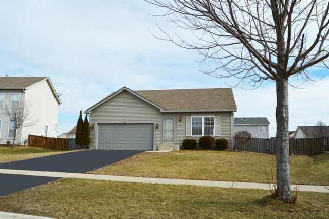 720 Osbron St, Plano, IL 60545 photo 1