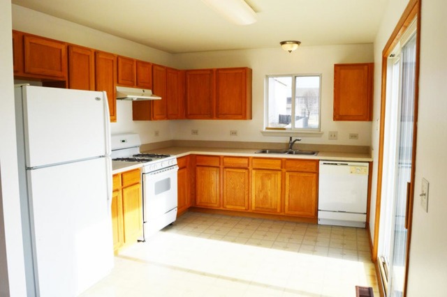 720 Osbron St, Plano, IL 60545 photo 4