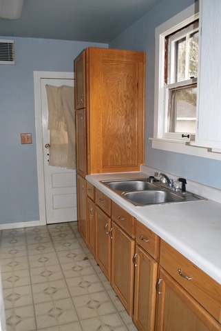 487 N School St, Braidwood, IL 60408 photo 5