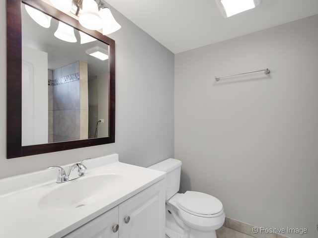 2344 S 20th Ave, Broadview, IL 60155 photo 22