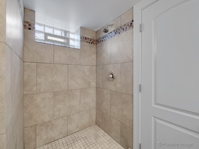 2344 S 20th Ave, Broadview, IL 60155 photo 23