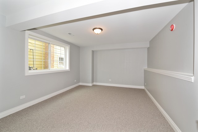 8102 Salisbury Ave, Lyons, IL 60534 photo 14