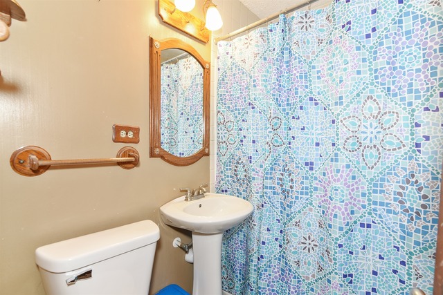 14936 Hamlin Ave, Midlothian, IL 60445 photo 9