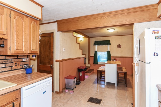 14936 Hamlin Ave, Midlothian, IL 60445 photo 4