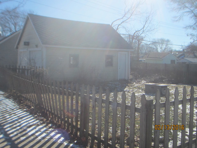800 Bangs St, Aurora, IL 60505 photo 9