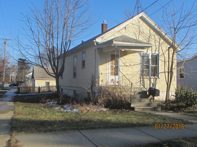 800 Bangs St, Aurora, IL 60505 photo 1