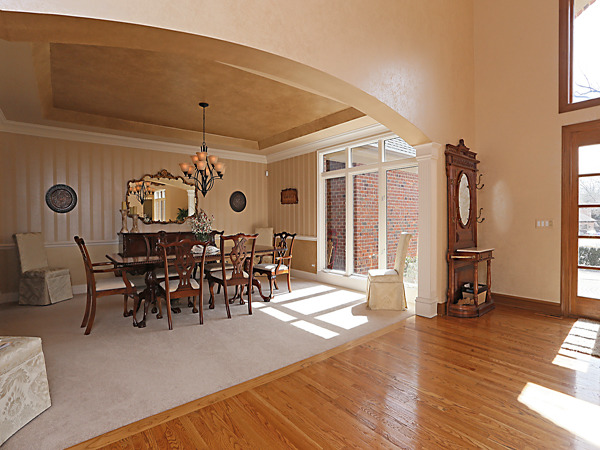 85 Muirfield Cir, Wheaton, IL 60189 photo 3