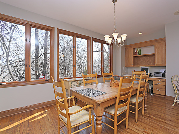 85 Muirfield Cir, Wheaton, IL 60189 photo 9