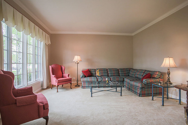 3215 White Eagle Dr, Naperville, IL 60564 photo 3