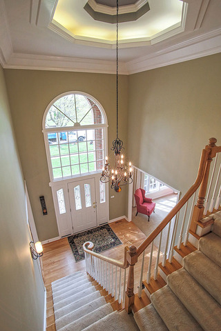 3215 White Eagle Dr, Naperville, IL 60564 photo 2