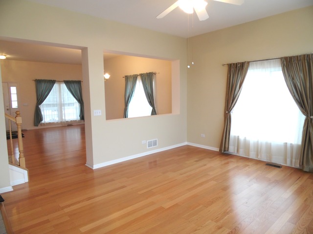 116 N Cross Trl, Mchenry, IL 60050 photo 4