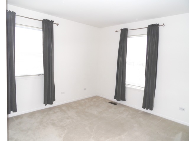 116 N Cross Trl, Mchenry, IL 60050 photo 17