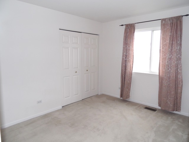 116 N Cross Trl, Mchenry, IL 60050 photo 16