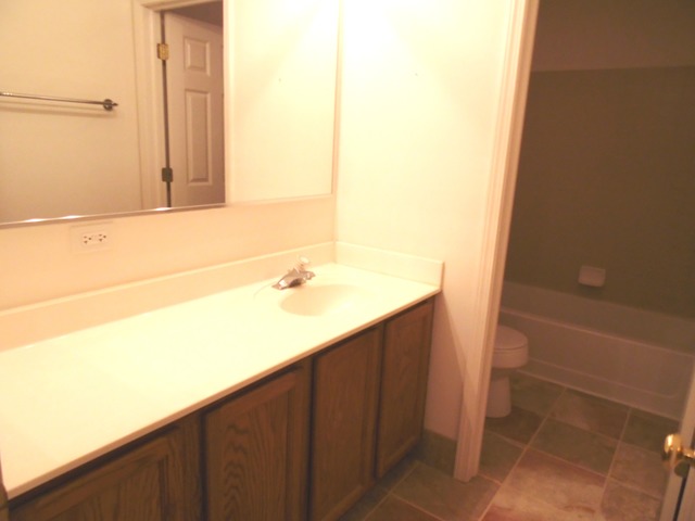 116 N Cross Trl, Mchenry, IL 60050 photo 18
