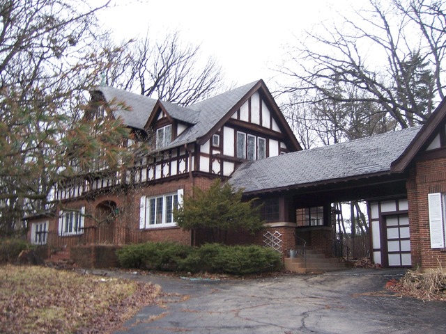 3517 Spring Rd, Oak Brook, IL 60523 photo 6