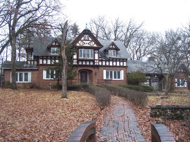 3517 Spring Rd, Oak Brook, IL 60523 photo 2