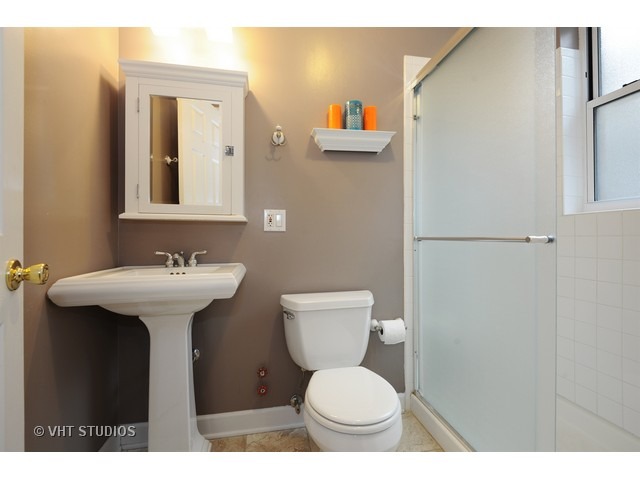 1507 Maple Ave #2, Evanston, IL 60201 photo 9
