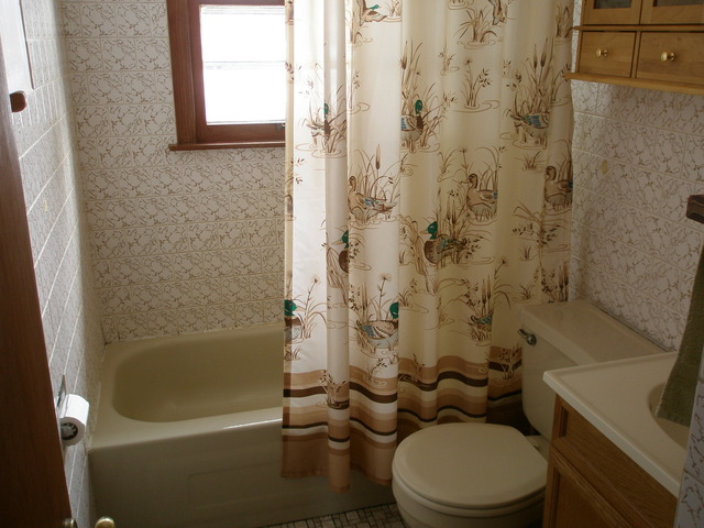 313 N Kent Rd, Mchenry, IL 60051 photo 9