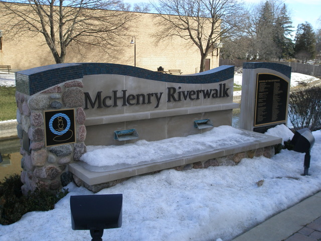 313 N Kent Rd, Mchenry, IL 60051 photo 24