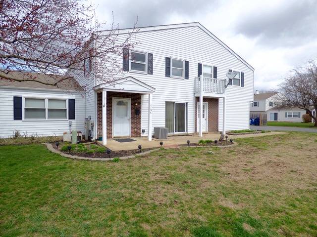 179 Stephanie Ct #C, Bartlett, IL 60103 photo 1