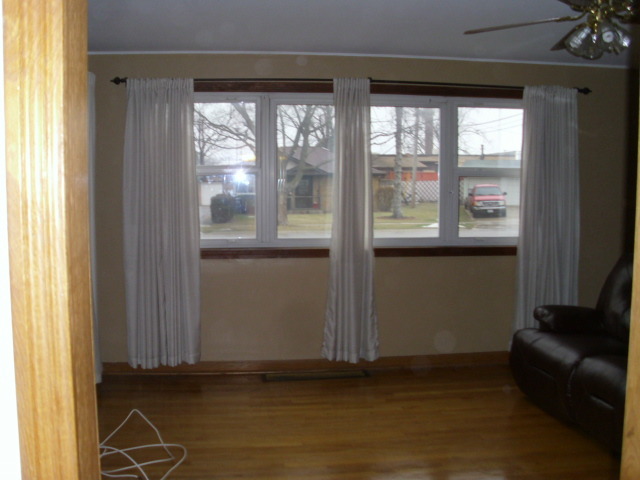 2189 Estes Ave, Des Plaines, IL 60018 photo 5