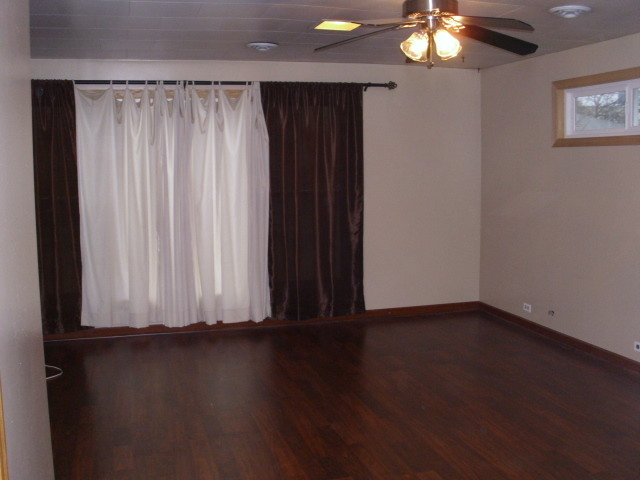 2189 Estes Ave, Des Plaines, IL 60018 photo 8