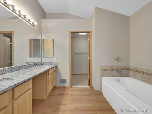 369 E 17th St, Lombard, IL 60148 photo 16