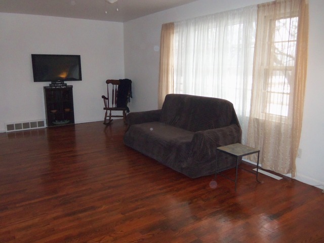 5313 Circle Dr, Mchenry, IL 60050 photo 7
