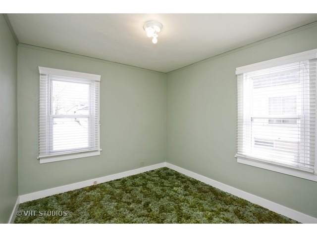 1011 Duncan Ave, Elgin, IL 60120 photo 7