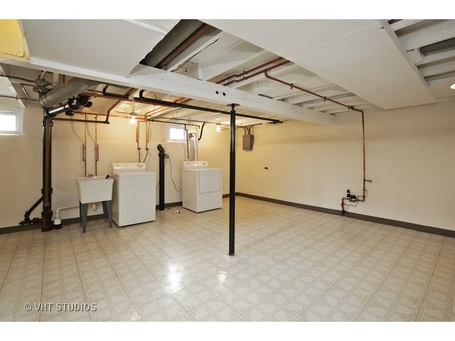1011 Duncan Ave, Elgin, IL 60120 photo 9