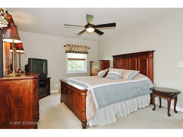 1303 Cardinal Dr, Algonquin, IL 60102 photo 10