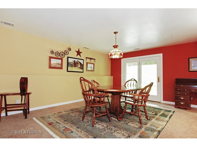1303 Cardinal Dr, Algonquin, IL 60102 photo 8