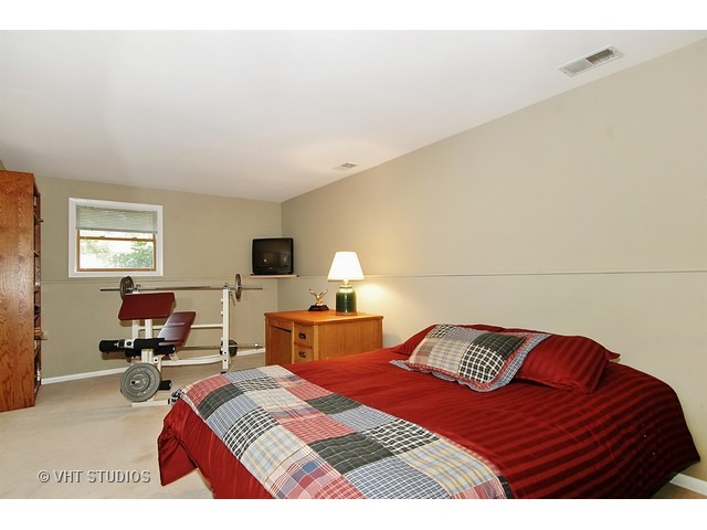 1303 Cardinal Dr, Algonquin, IL 60102 photo 12