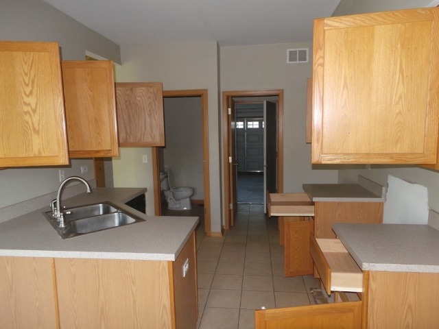 4040 Oak Tree Ln, Plainfield, IL 60586 photo 6