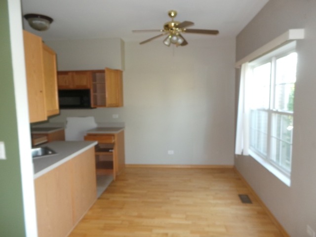 4040 Oak Tree Ln, Plainfield, IL 60586 photo 5