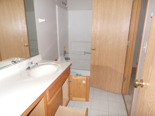 4040 Oak Tree Ln, Plainfield, IL 60586 photo 7