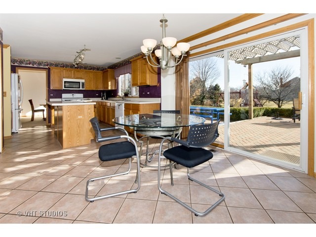 23841 Pond View Dr, Plainfield, IL 60585 photo 3