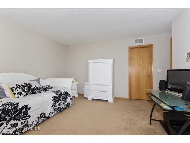 23841 Pond View Dr, Plainfield, IL 60585 photo 14