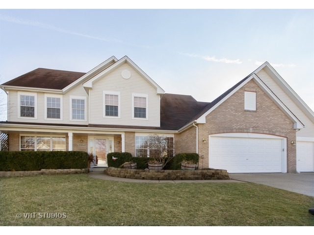 23841 Pond View Dr, Plainfield, IL 60585 photo 1