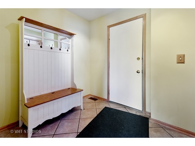 23841 Pond View Dr, Plainfield, IL 60585 photo 8