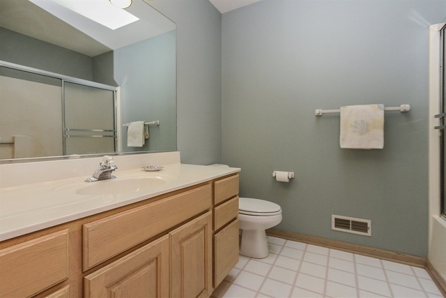 8 N533 Kendall Rd, Elgin, IL 60124 photo 16