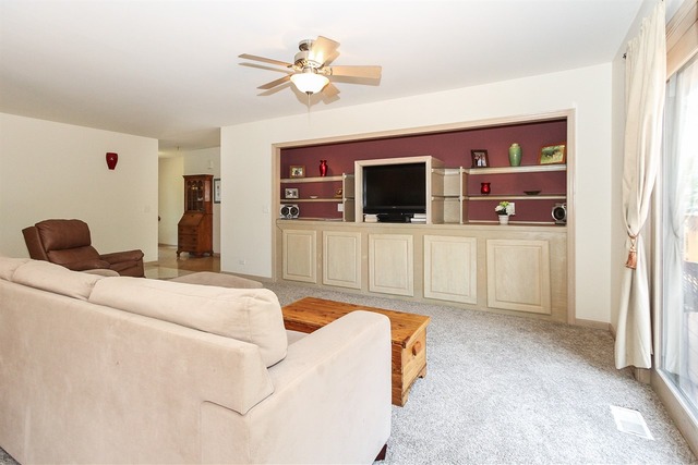 8 N533 Kendall Rd, Elgin, IL 60124 photo 9