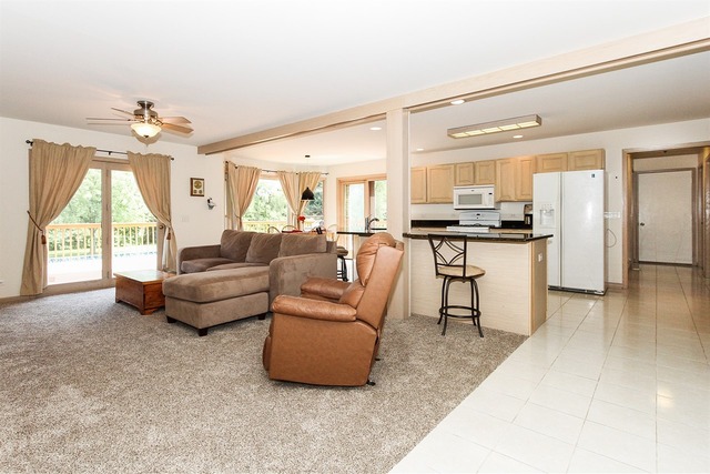 8 N533 Kendall Rd, Elgin, IL 60124 photo 10
