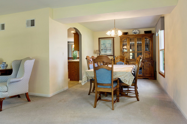 2332 Westminster St, Wheaton, IL 60189 photo 4