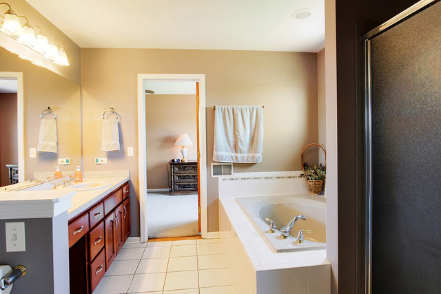 2332 Westminster St, Wheaton, IL 60189 photo 14